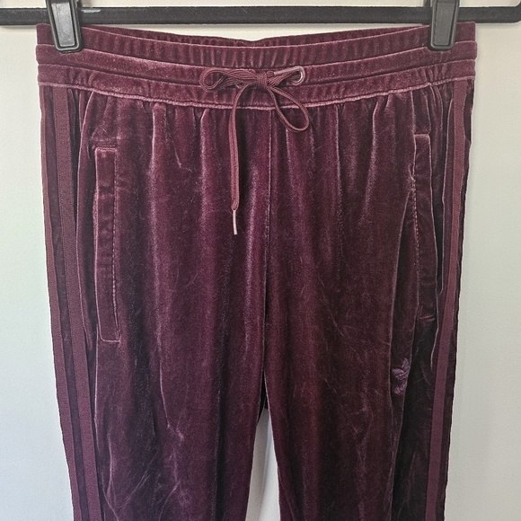 VGUC Adidas Velvet Vibes SST Track Pant Purple Plum Burgundy Women Small - Picture 4 of 16